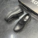 لوفر والنسیا